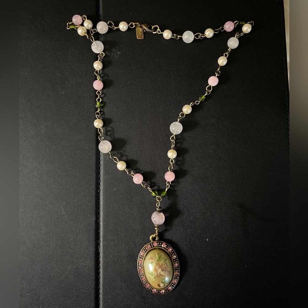 Vintage 1928 signed necklace